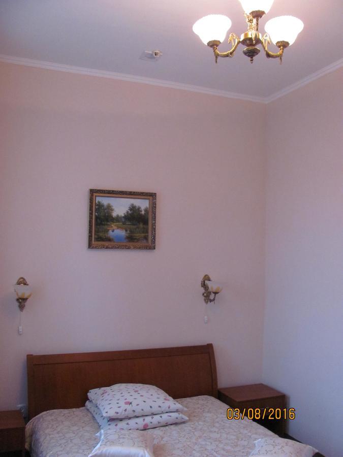 Hotel Vinnytsia Sawoy Esterno foto